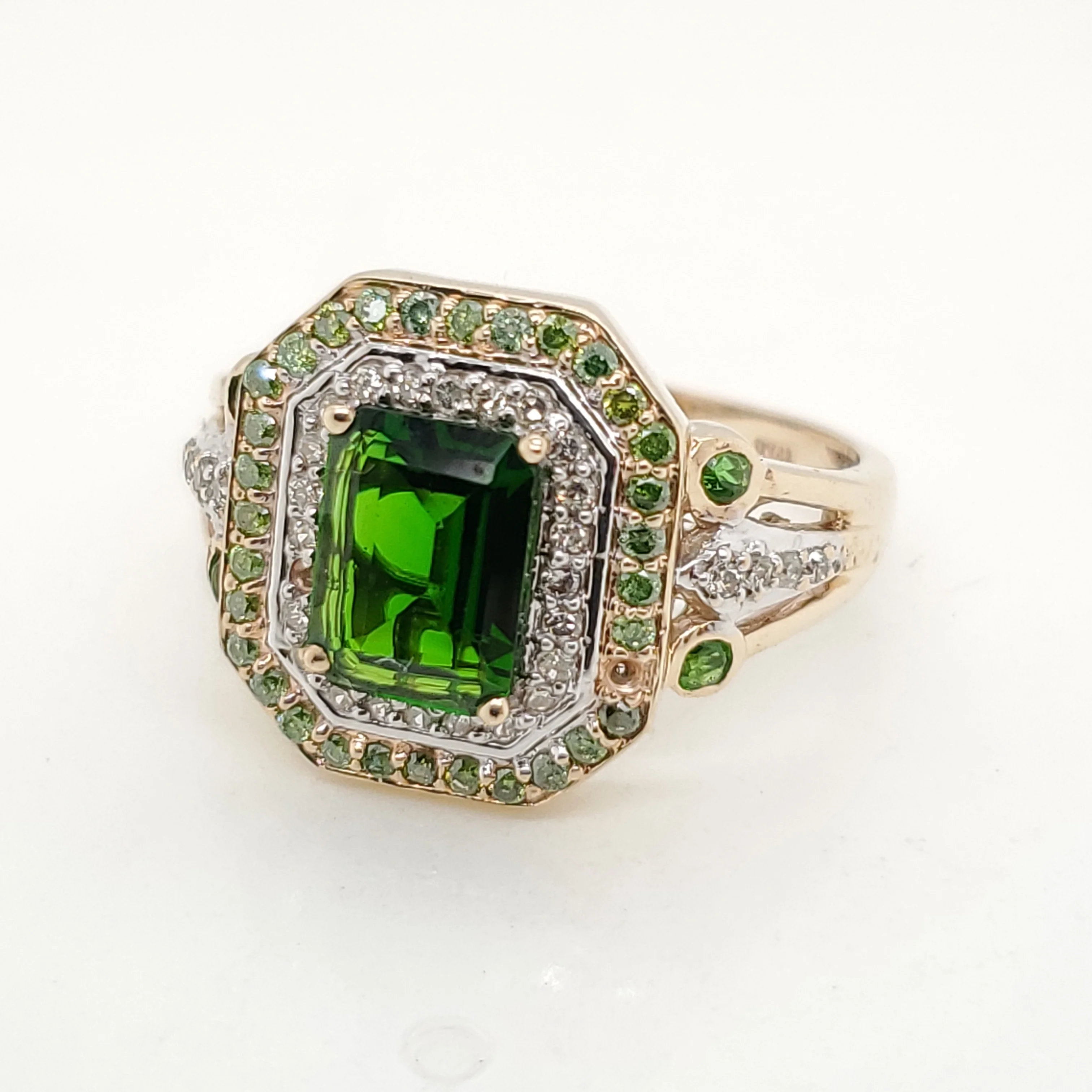 10kt Yellow Gold Chrome Diopside and Diamond Ring