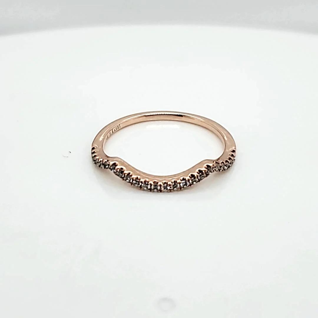 14kt rose gold contoured diamond wedding band