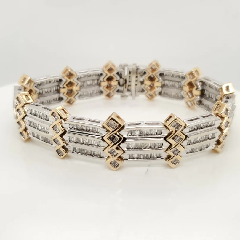 14kt White and Yellow Gold  4.00 Carat Total Weight Diamond Bracelet
