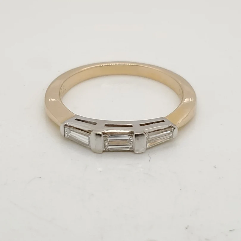 14kt Yellow Gold Baguette Cut Diamond Wedding Band