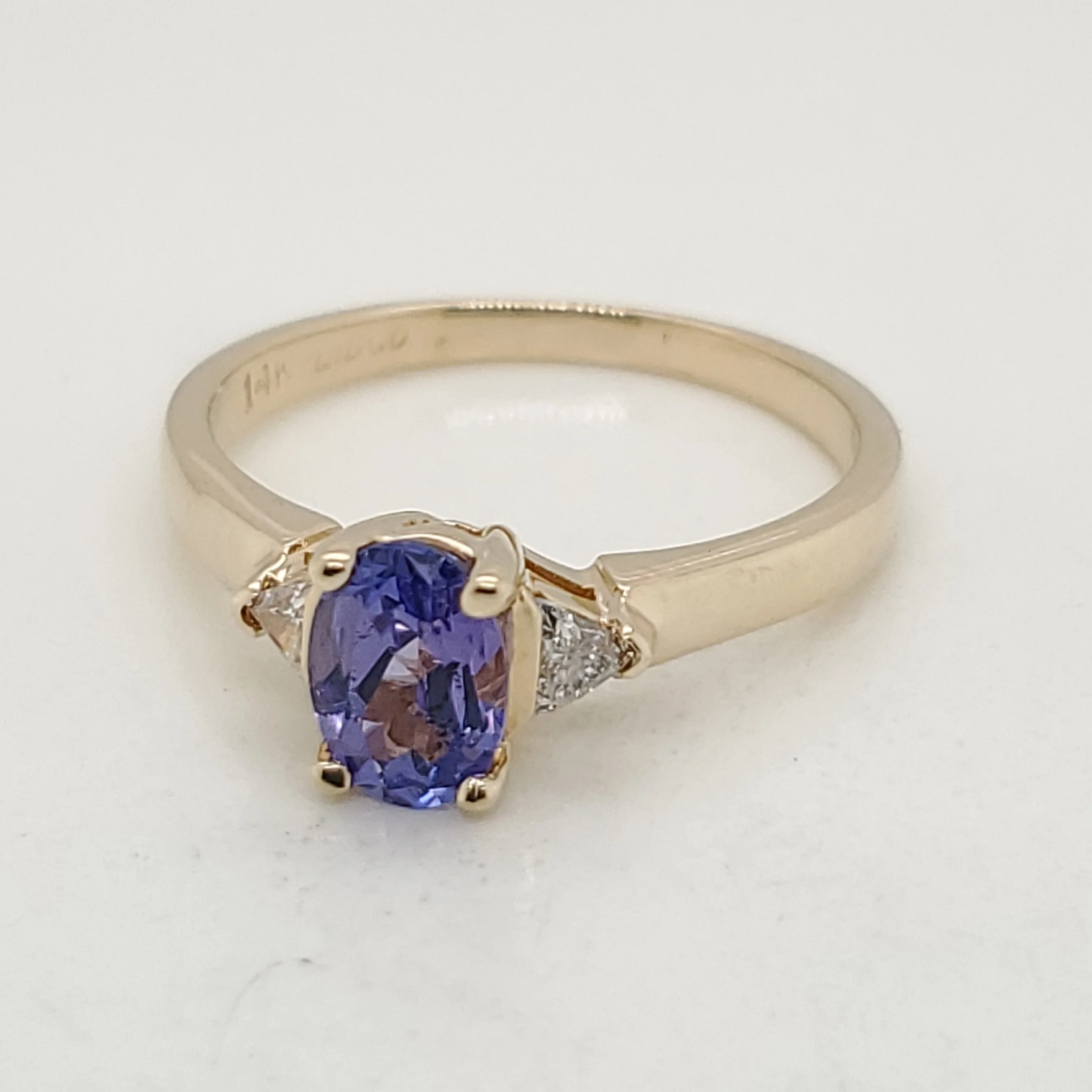 14kt Yellow Gold Tanzanite and Diamond Ring