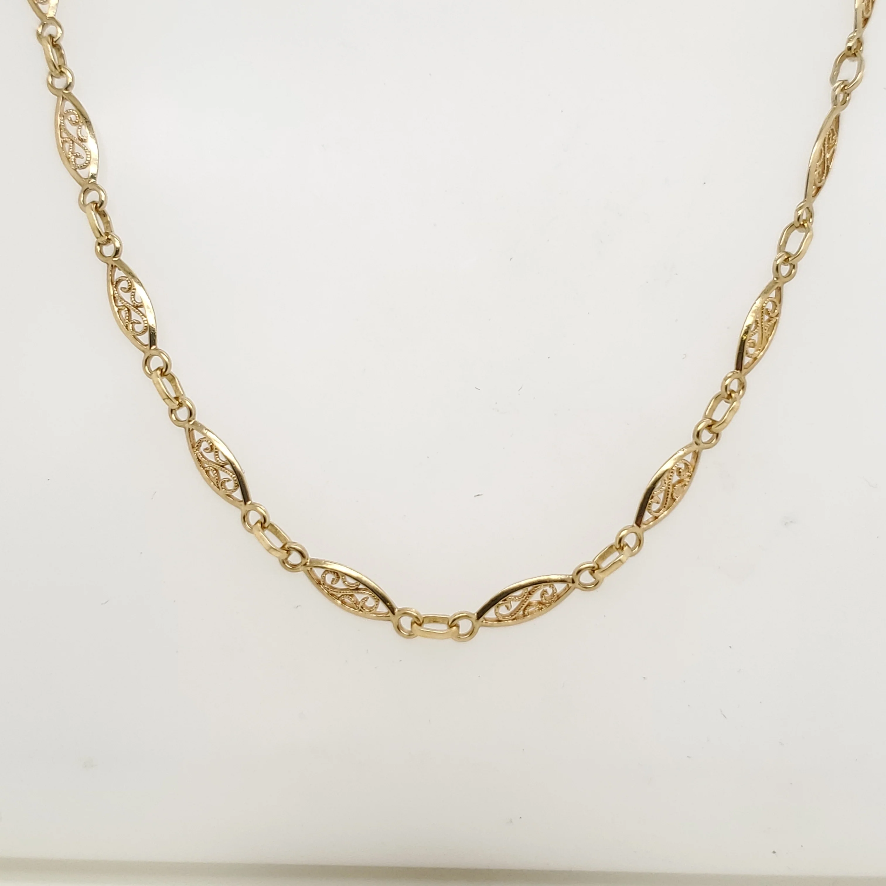 18kt Yellow Gold 30"" Filigree Necklace
