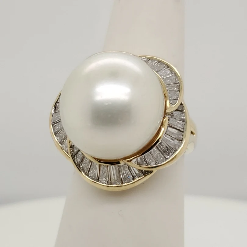 18kt Yellow Gold South Seas Pearl and Diamond Ring