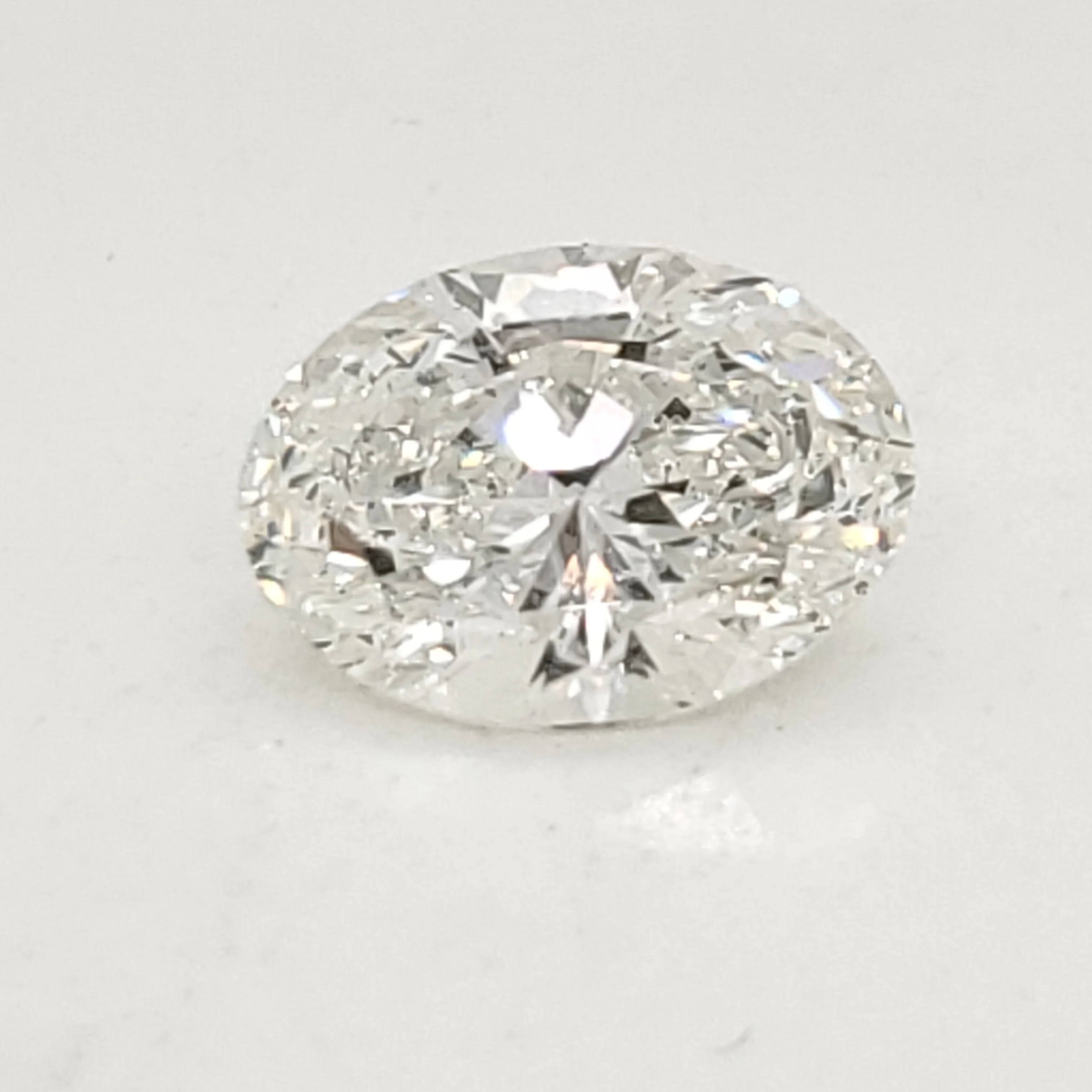 2.51 Ctw 14Kt White Gold Three Stone Diamond Engagment Ring - Image 3