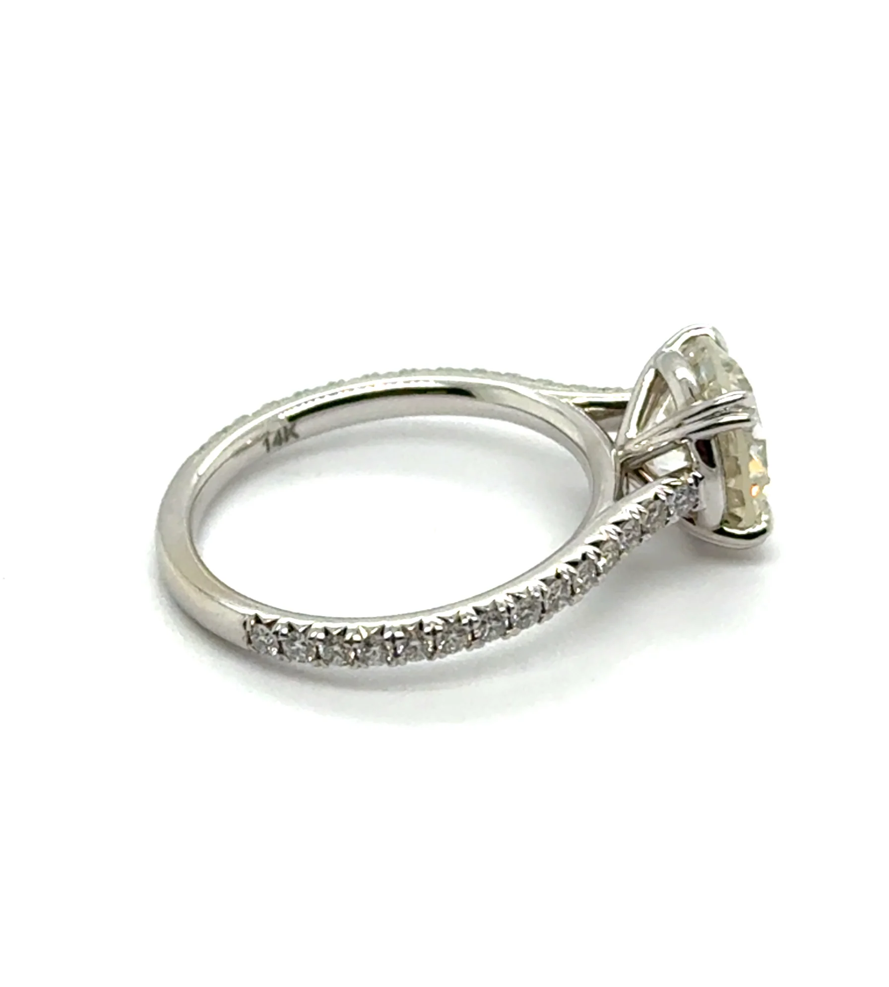 2.57 Carat 14kt White Gold Round Brilliant Cut Diamond Engagement Ring - Image 2