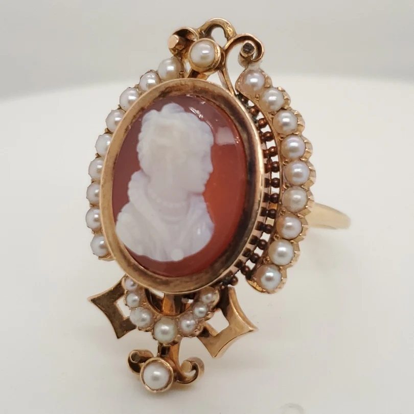 Antique Victorian 14Kt Yellow Gold Carved Hard Stone Cameo Ring With Seed Pearls