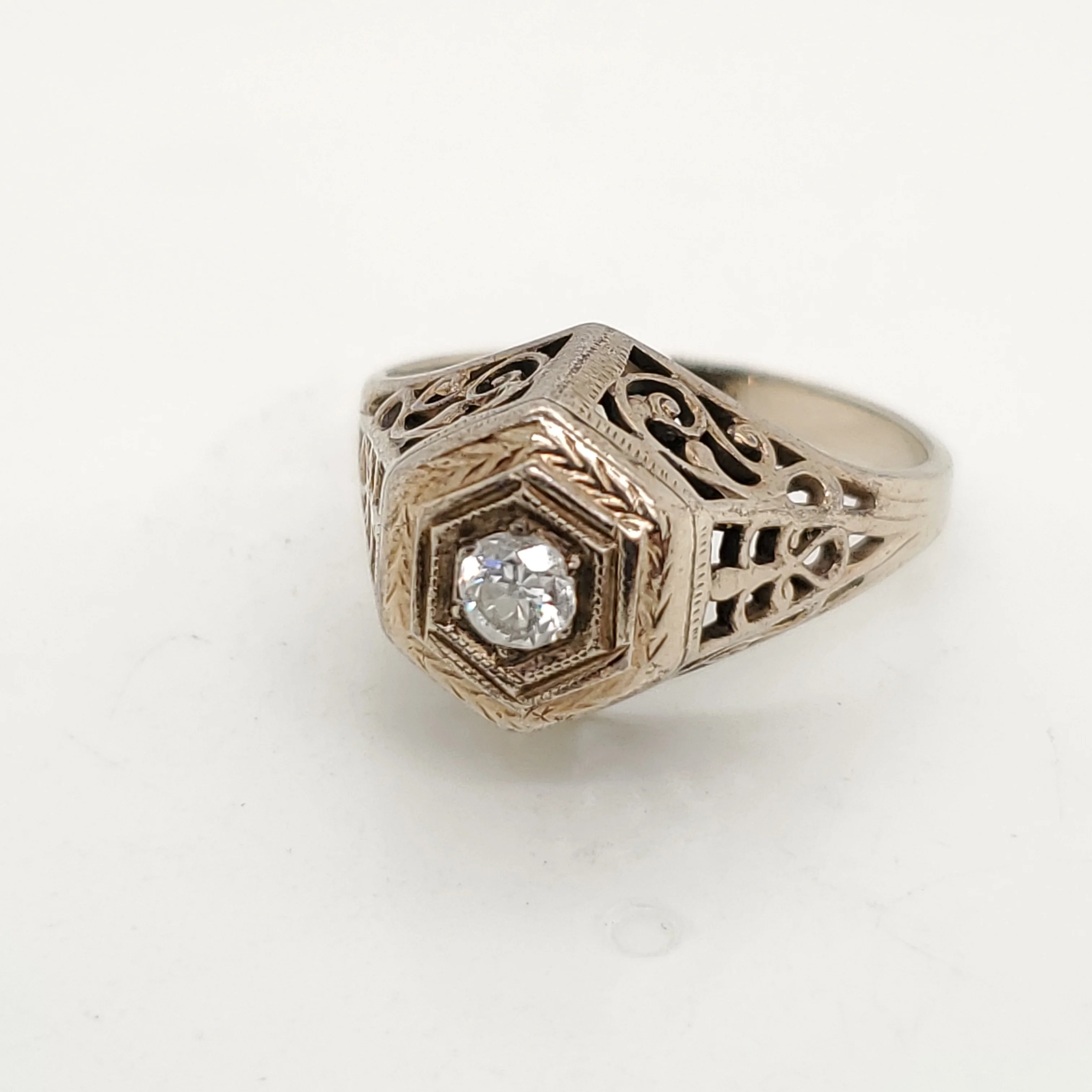 Art Deco 14kt White Gold Diamond Filigree Ring