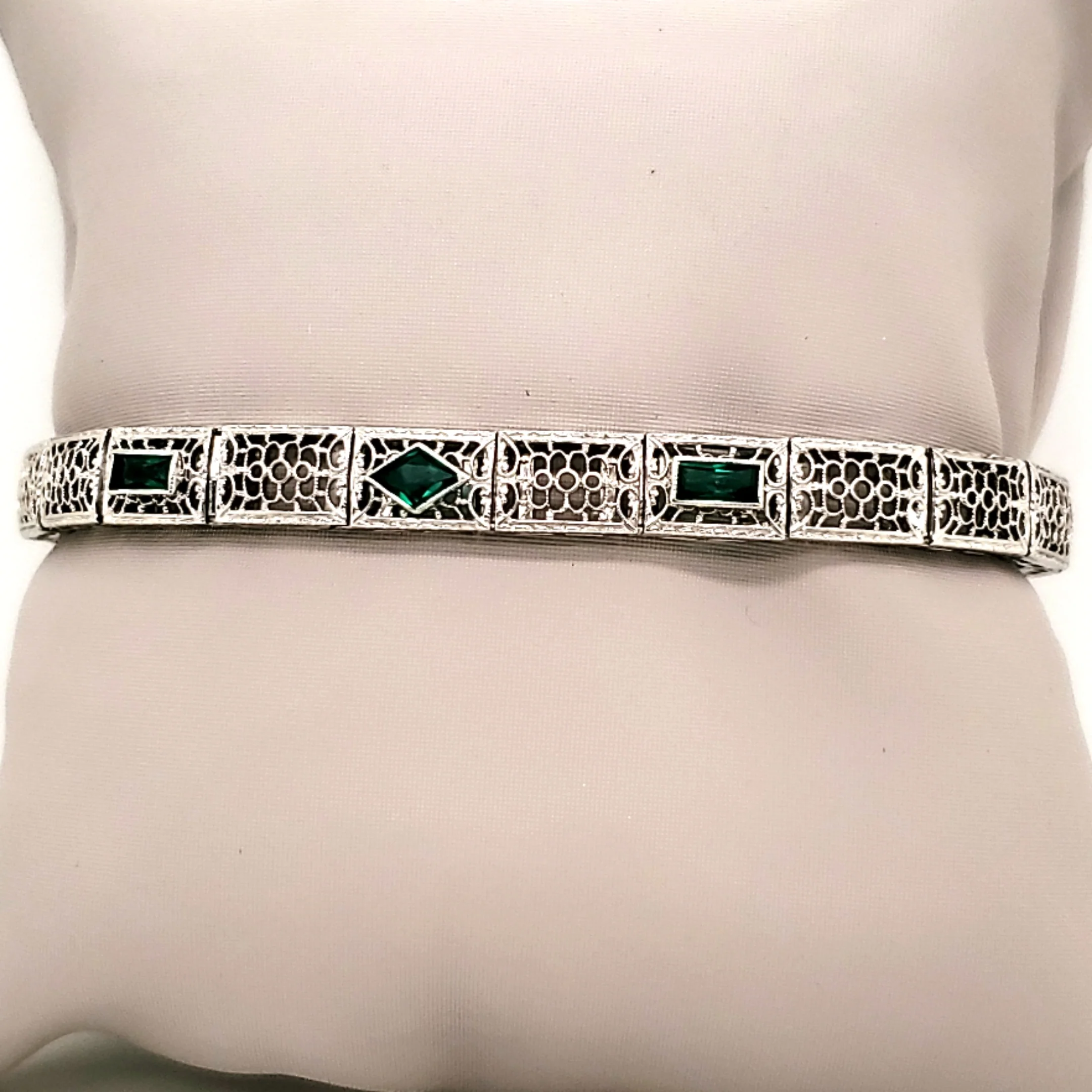 Art Deco14kt White Gold Emerald Filigree Bracelet
