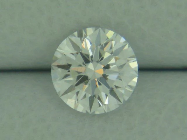 Platinum .58 carat round, brilliant cut diamond engagement ring - Image 3