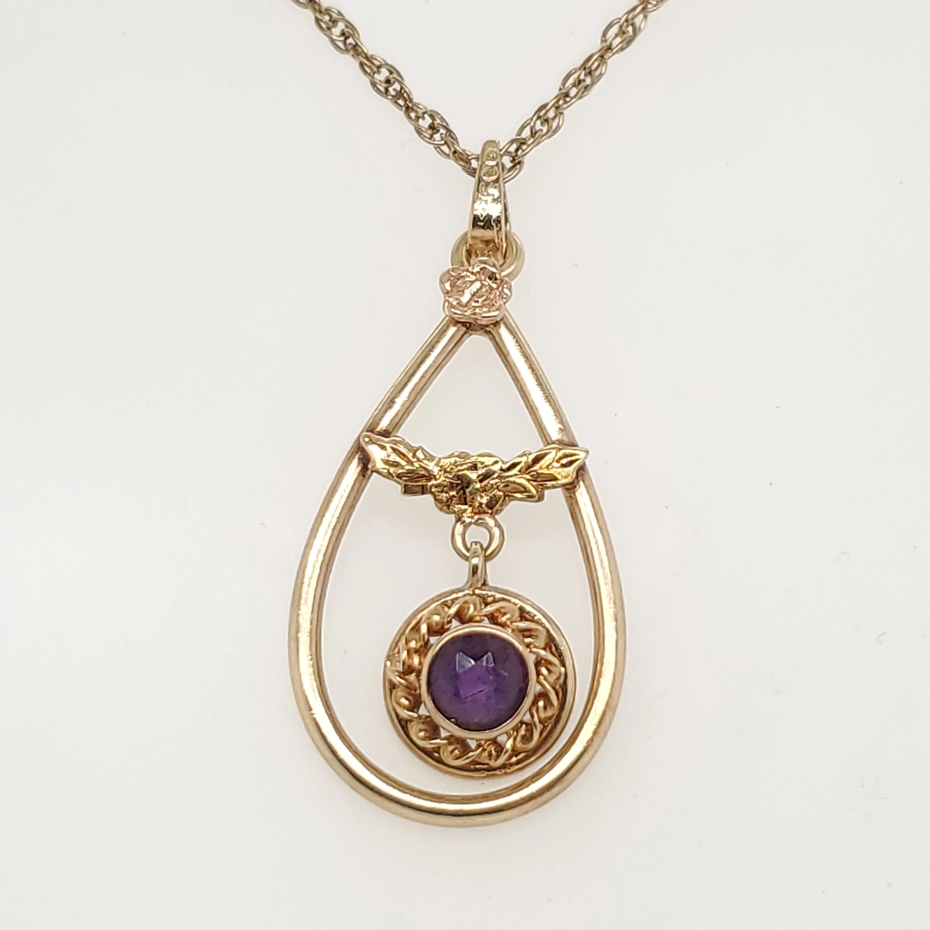 Vintage 10kt Yellow Gold Amethyst Pendant