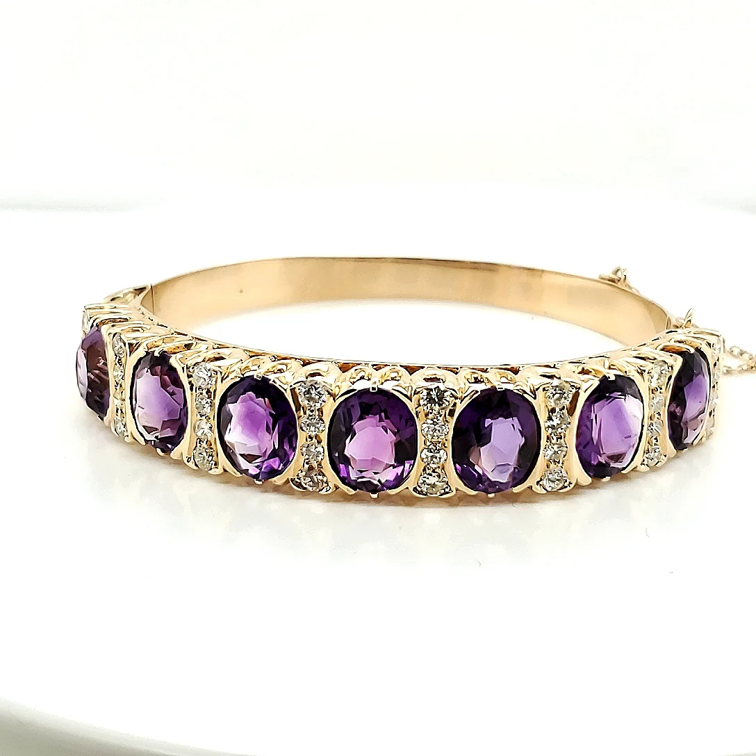 Vintage 14kt gold amethyst and diamond bangle bracelet