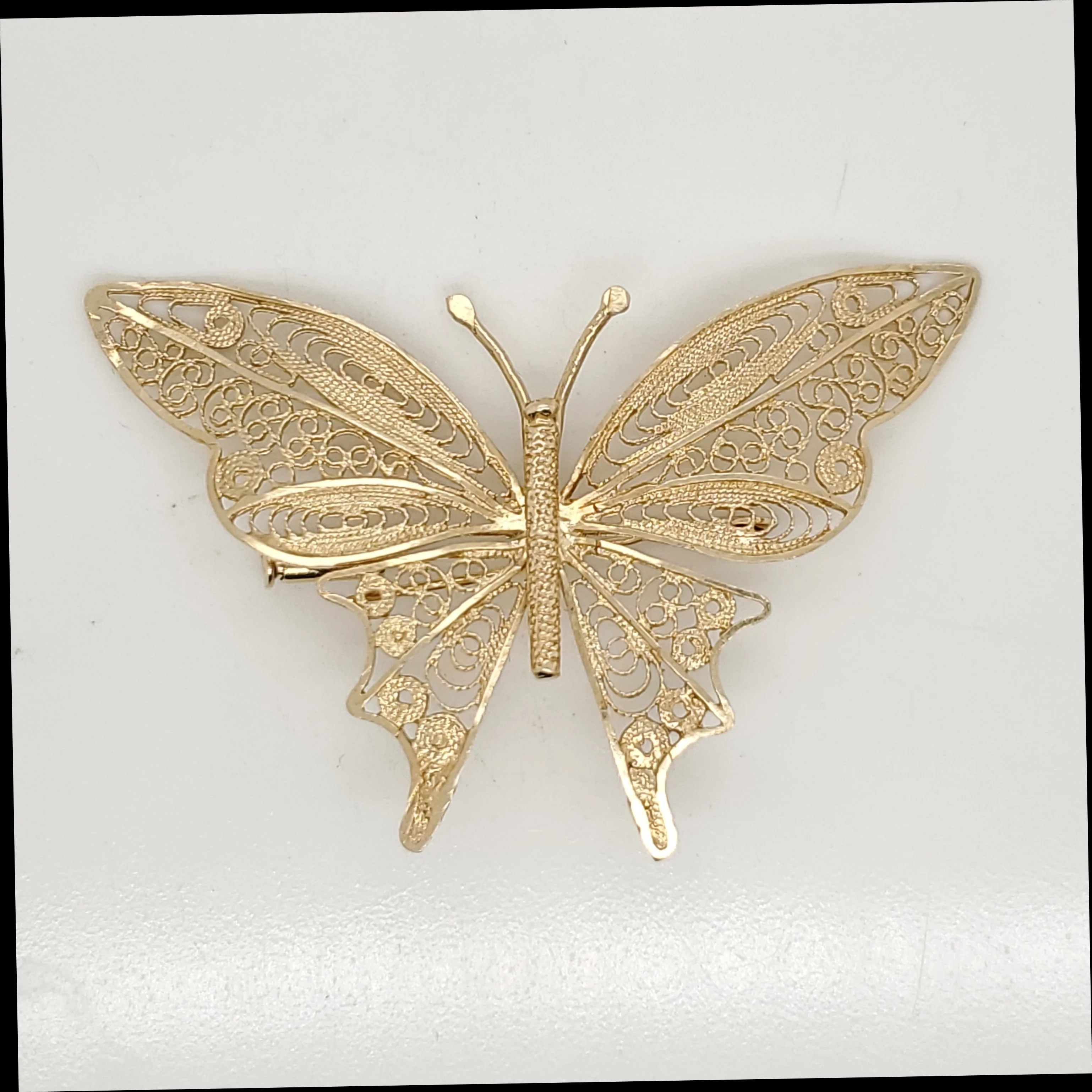 Vintage 14kt Yellow Gold Butterfly Brooch