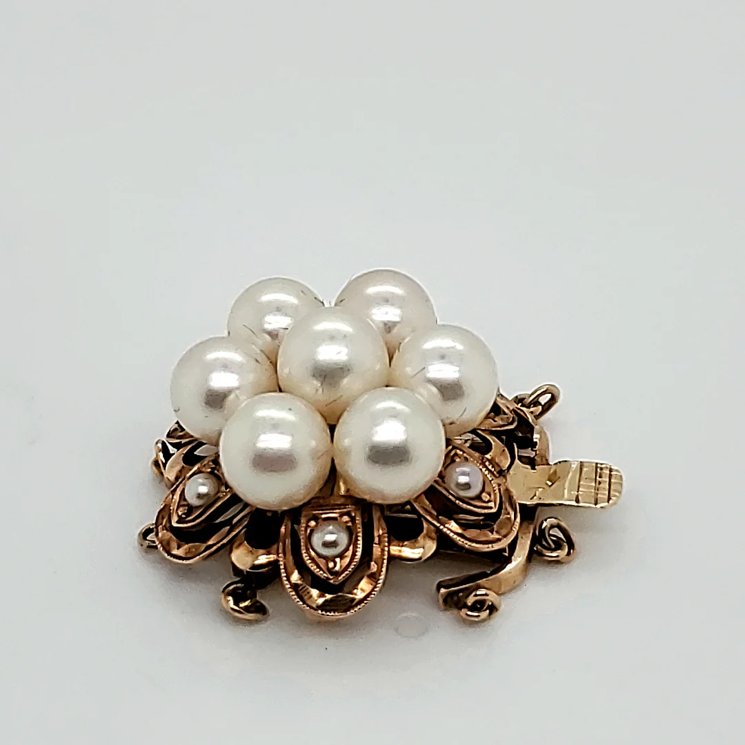 Vintage 14kt Yellow Gold Four Strand Pearl Clasp - Image 2